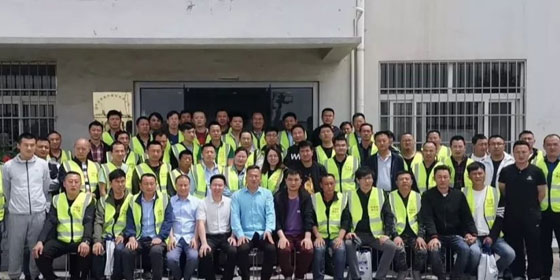 一个浪漫海滩的诞生——草莓视频性福宝魔石